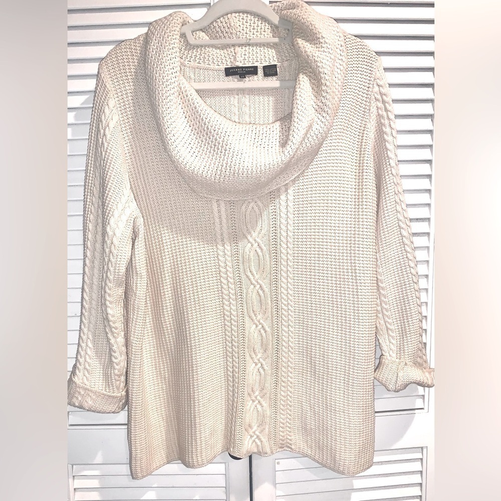 Cable knit Fisherman style Women’s sweater Ivory 1X